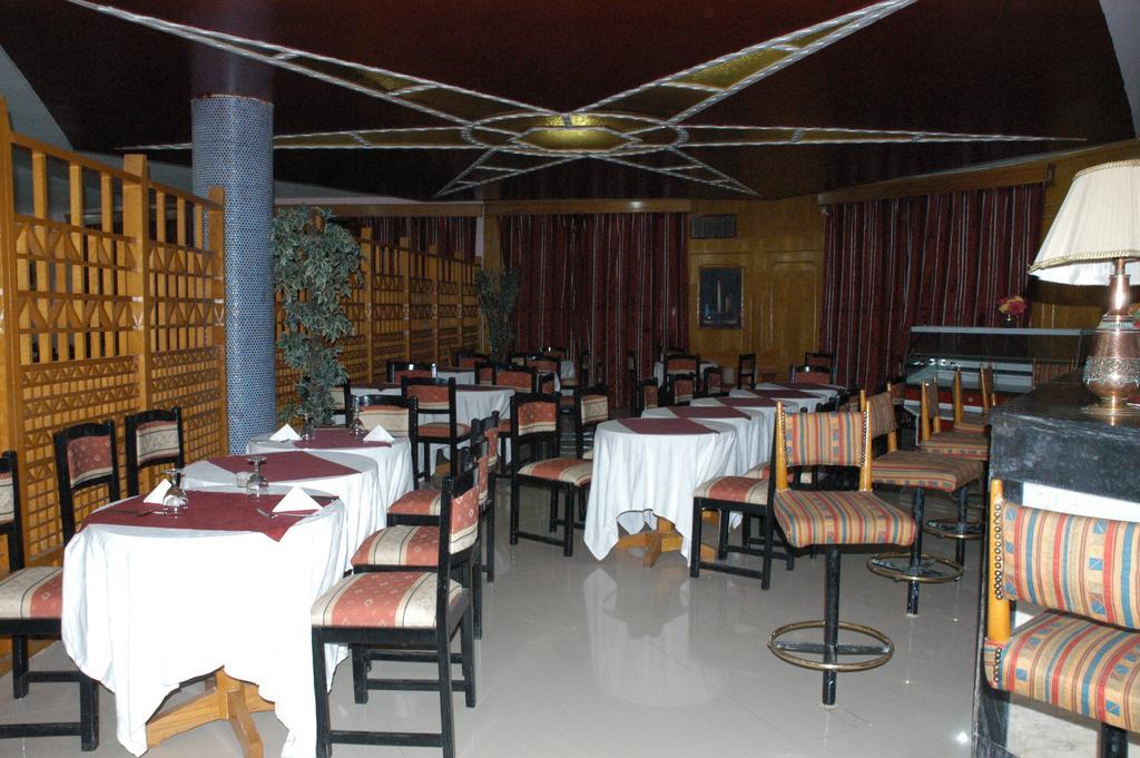 Nefertari Hotel Abu Simble Abu Simbel Exterior photo